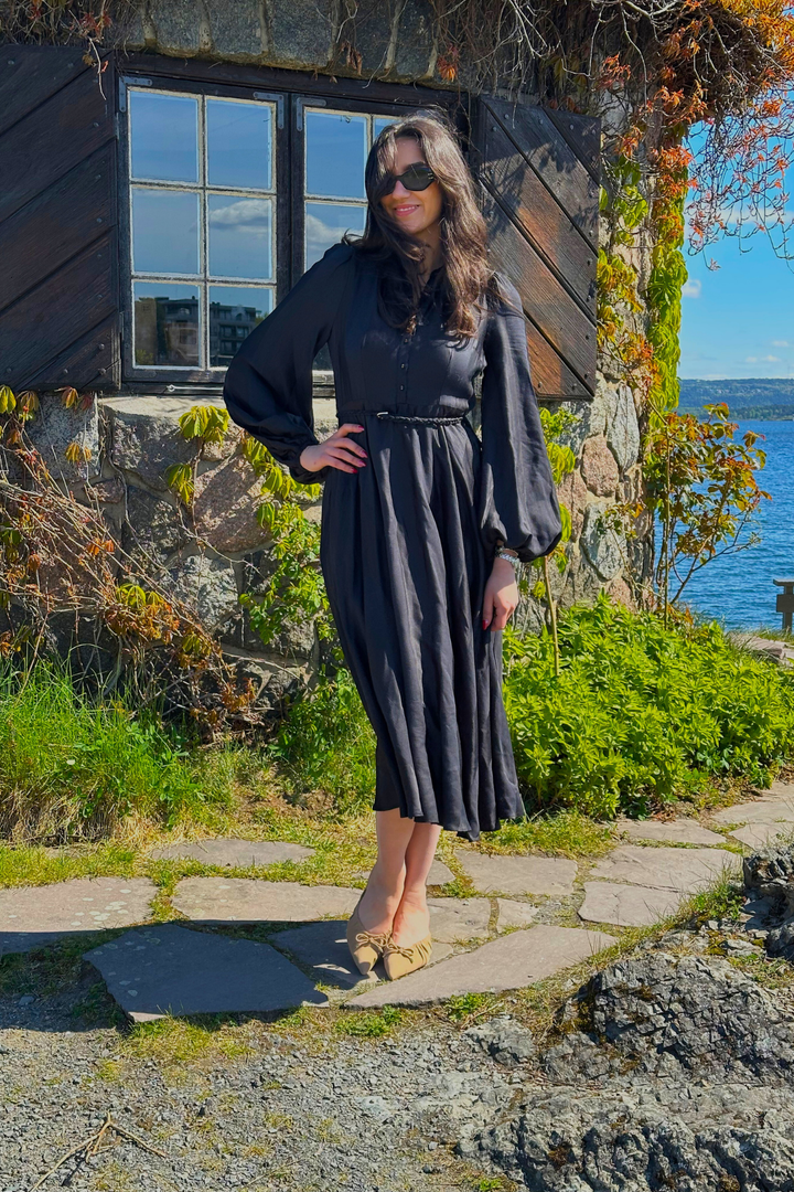 Striped Collared Midi Dress Black