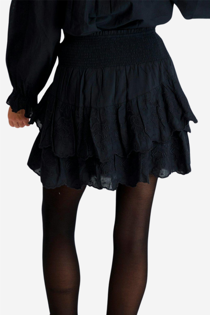 Line Emb Skirt Navy