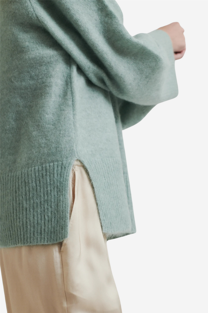 Brookline Knit Raglan O-Neck Slate Green