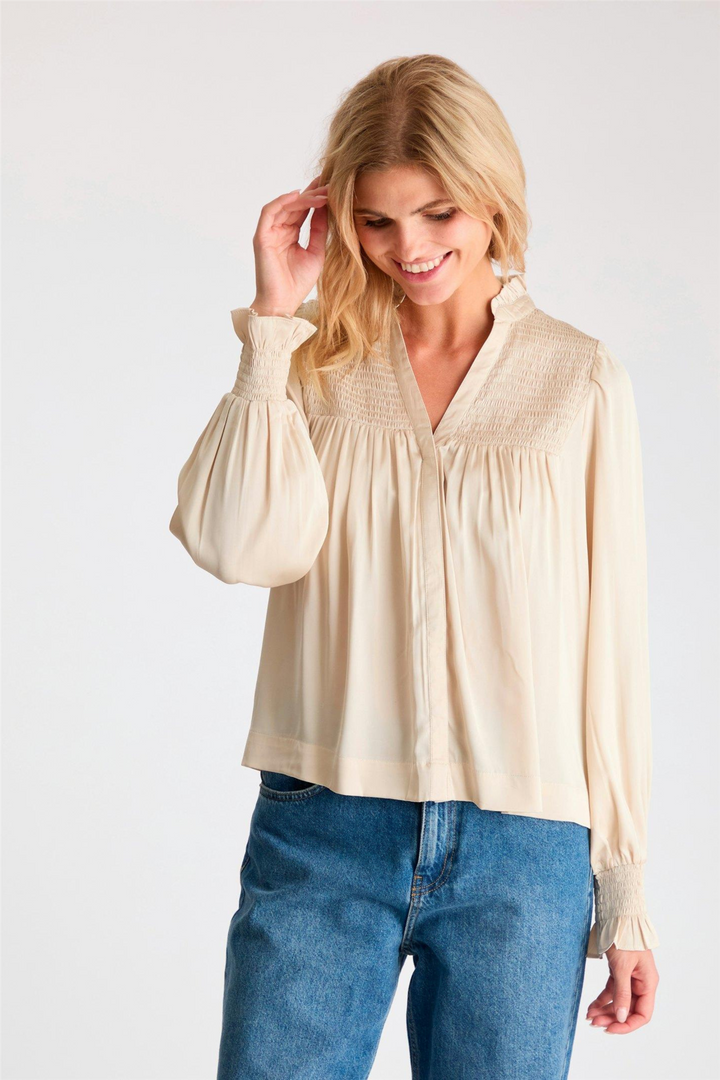 Jill Smooth Satin Blouse Champagne