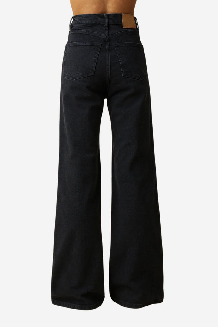 Trevi Jeans Black 2 Weeks