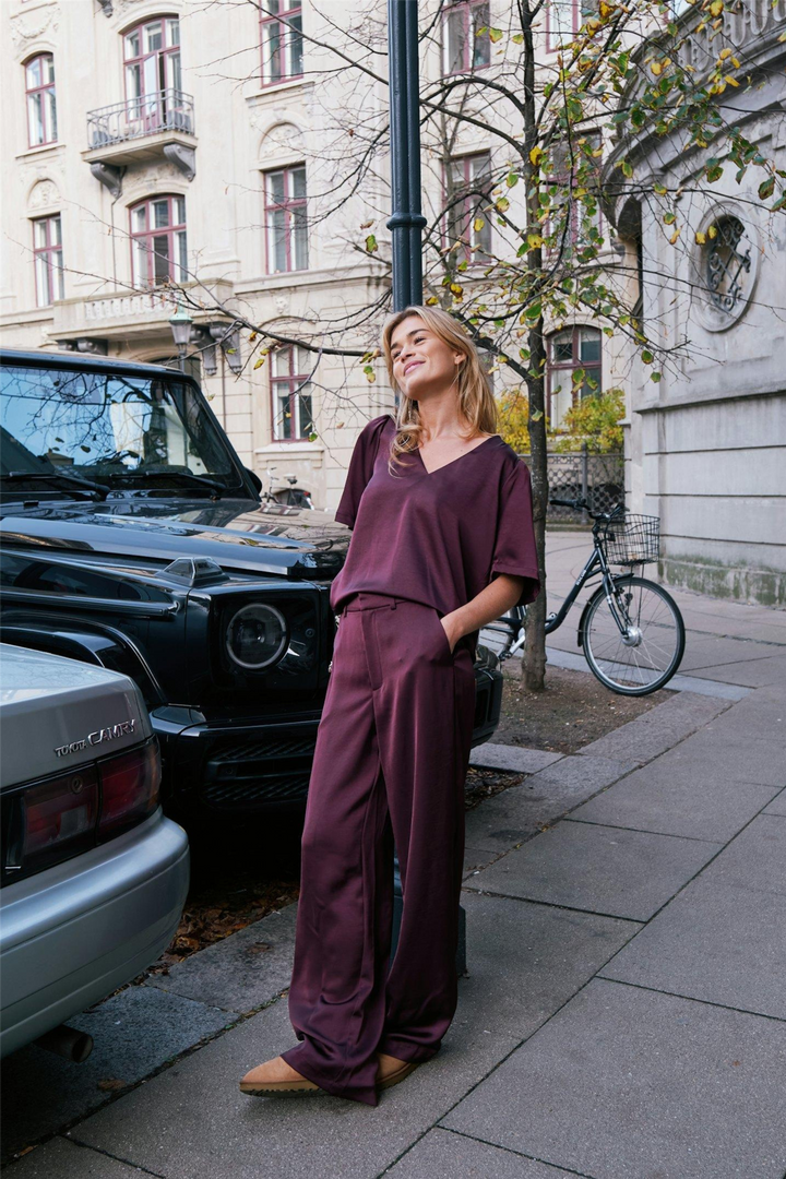 Largo Heavy Sateen Blouse Burgundy
