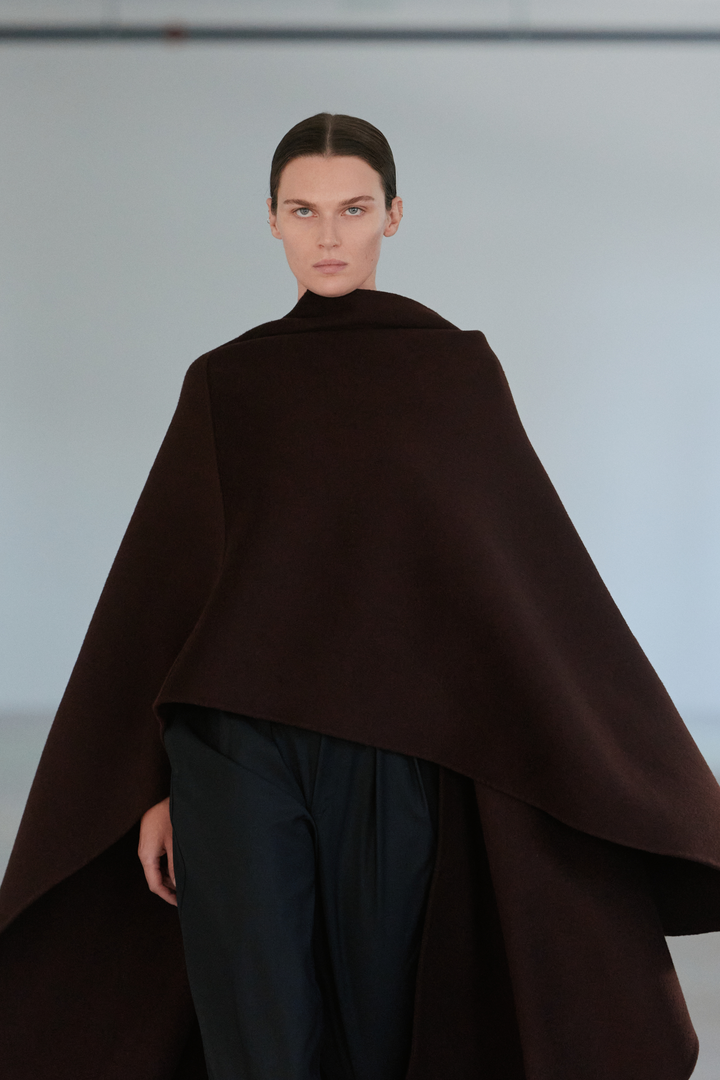 Camoens Shawl Mahogany