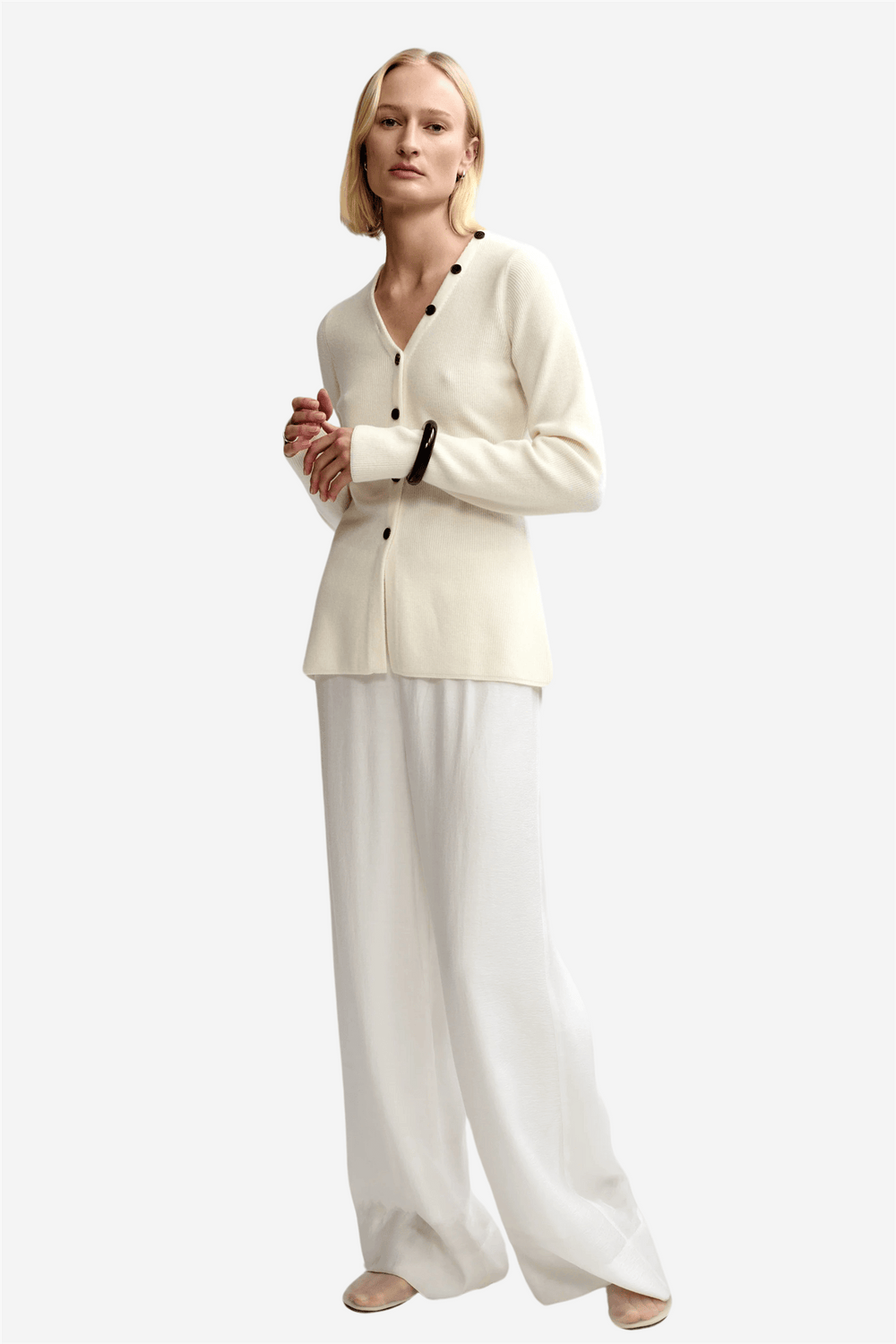 Christian Aks Genser & Cardigan Freja Merino Cardigan Eggshell