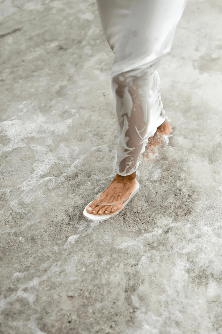 Envelope 1976 Sko Envelope1976 x Sleepers Transparent Eggnog