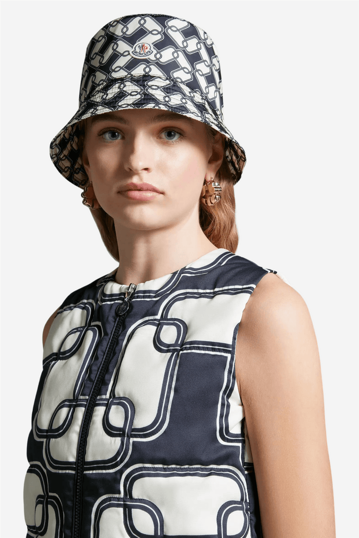 Moncler Tilbehør Chain Print Bucket Hat Aqua
