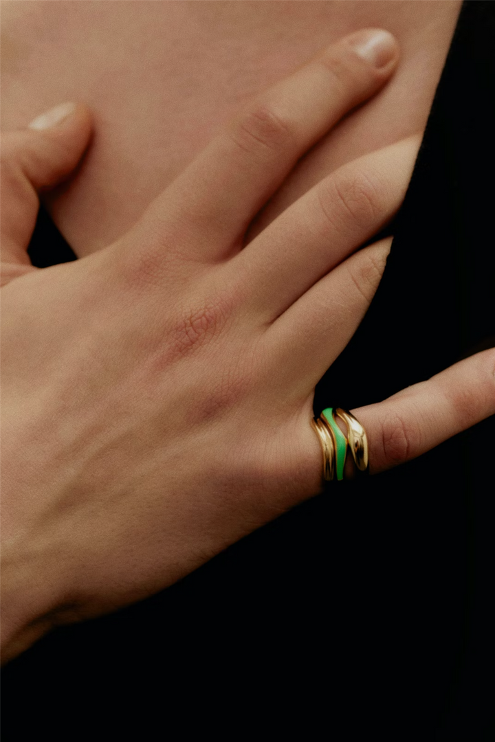 Aura Neon Green Ring Gold
