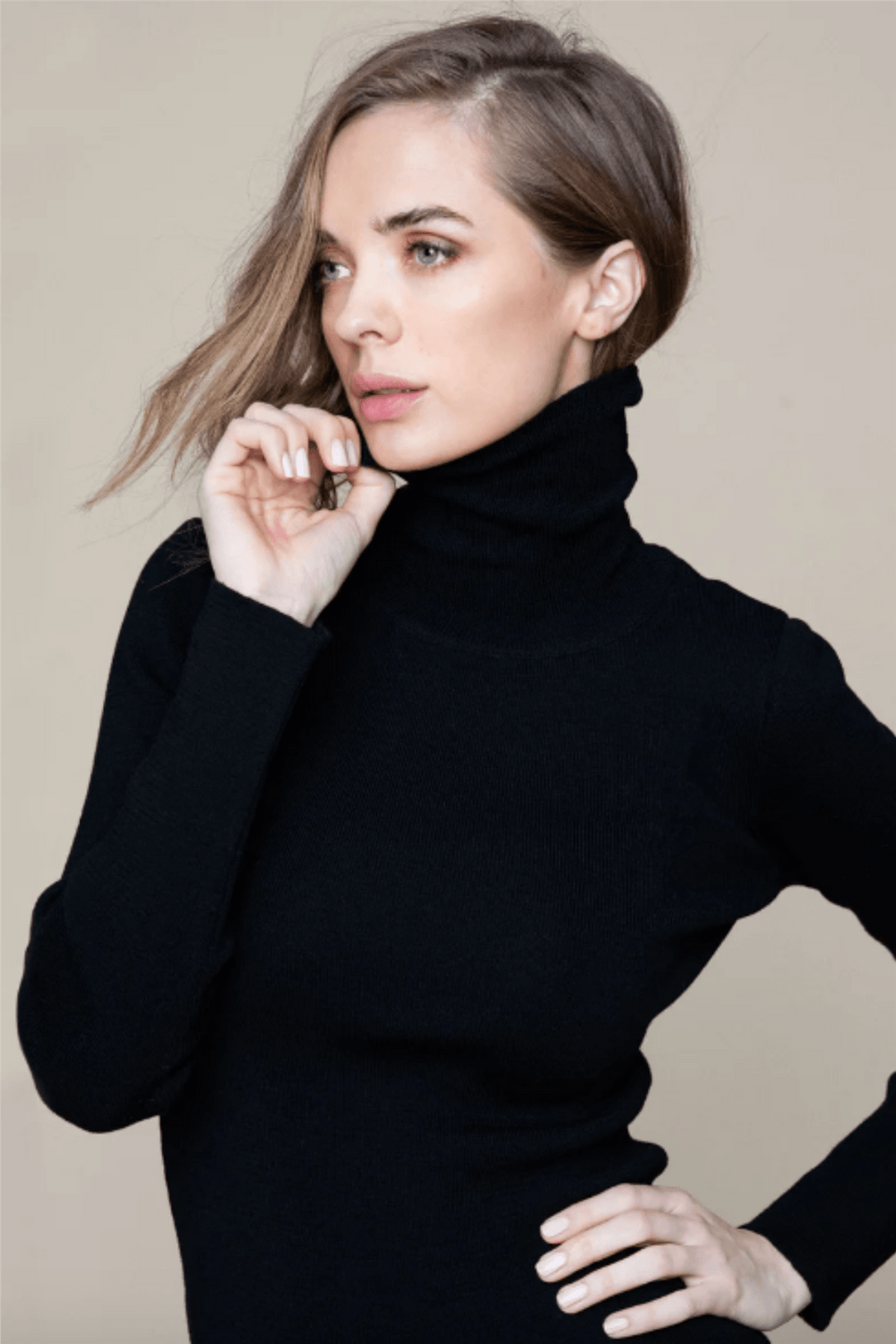 Ella & il Genser BOBBY MERINO SWEATER BLACK
