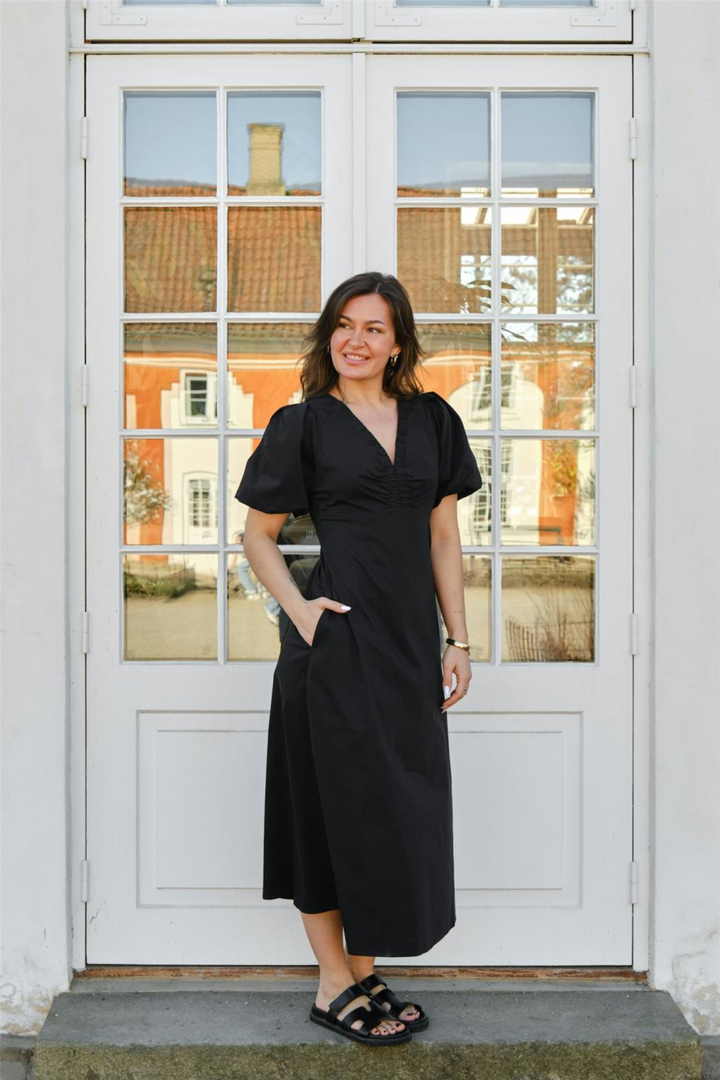 Illana Poplin Dress Black