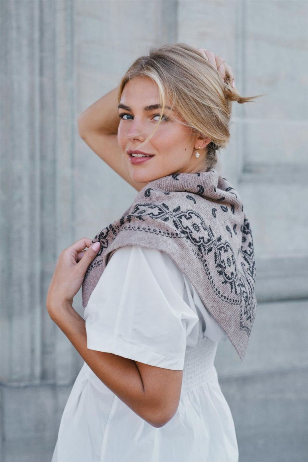 Adelina Paisley Knit Scarf Beige Melange