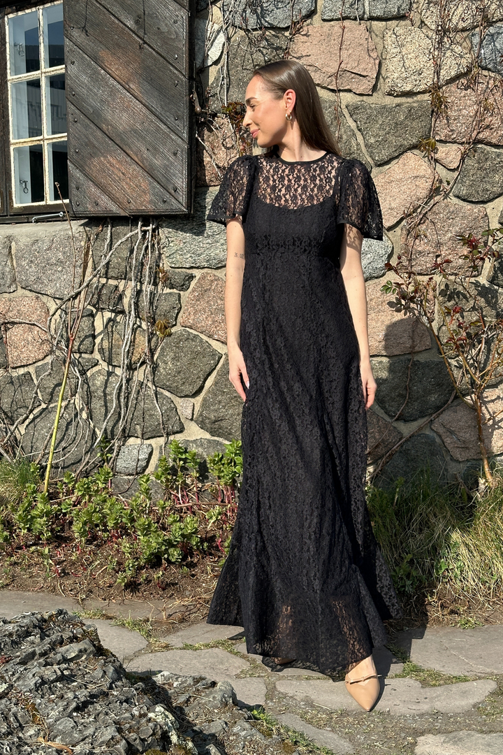 Lace Maxi Dress Black