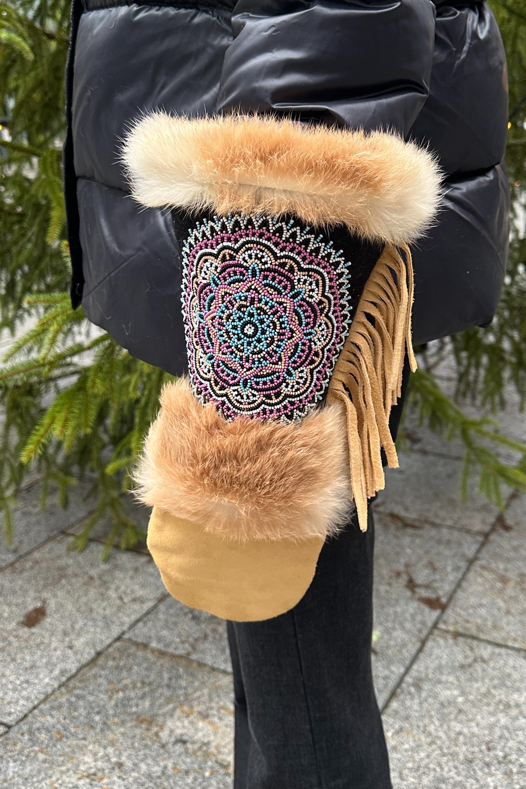 Hayden leather mittens