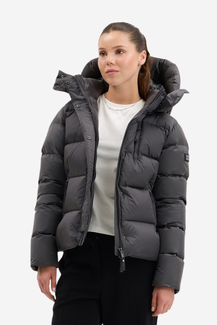 Stella Down Jacket Titan