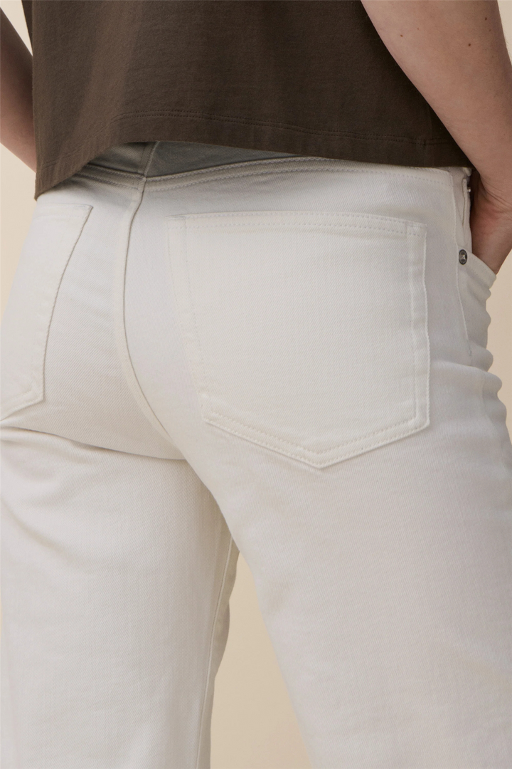 San Babila Natural White
