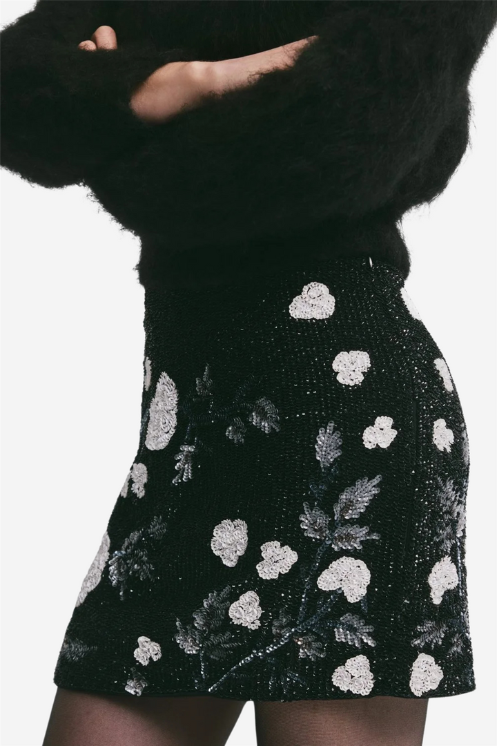 Beaded Mini Skirt Glamour