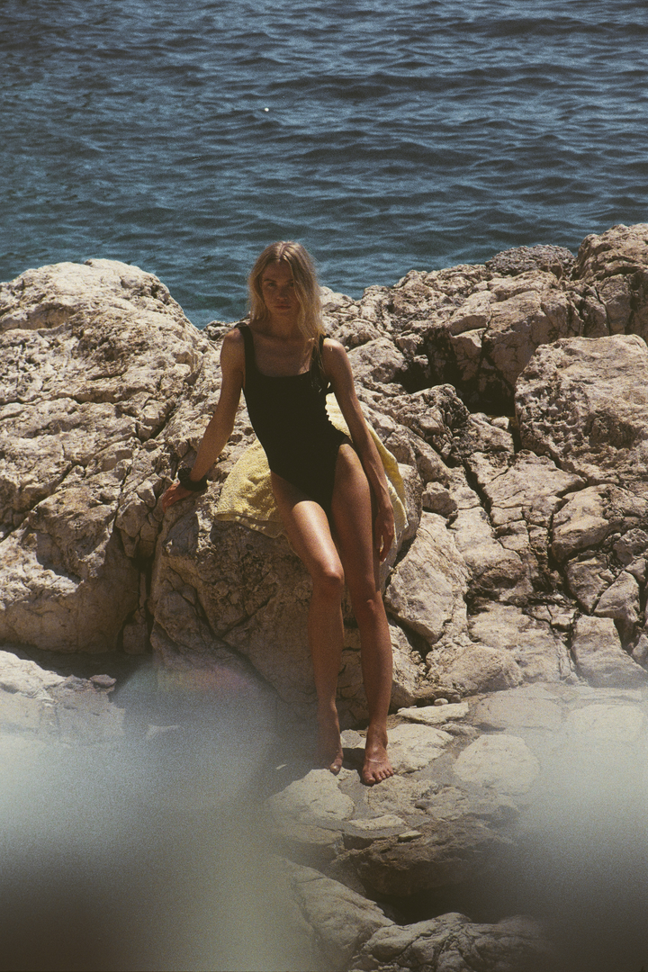 Square Neck Swim Black