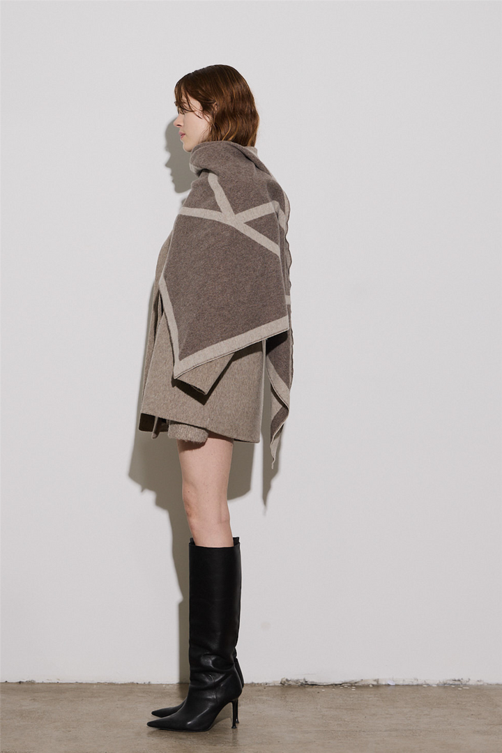 Triangle Scarf Beige/Light Beige