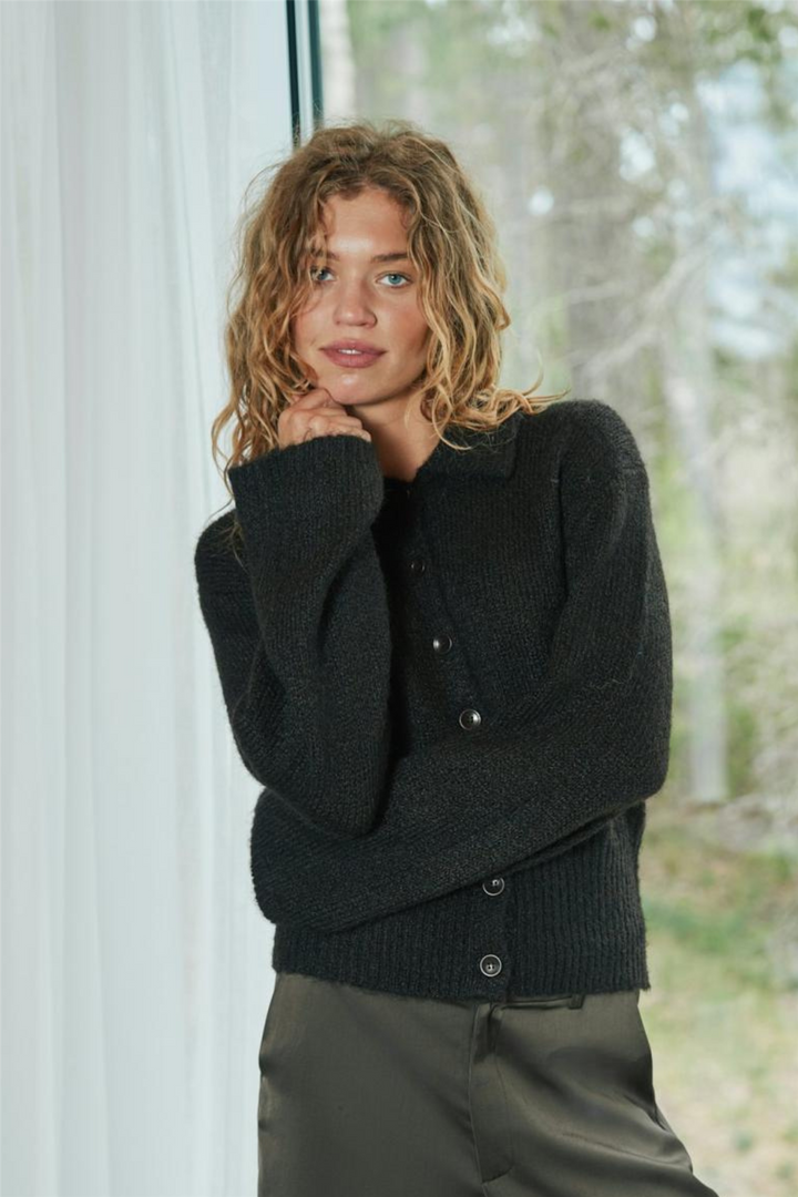 Ramera Fluffy Knit Cardigan Dark Brown