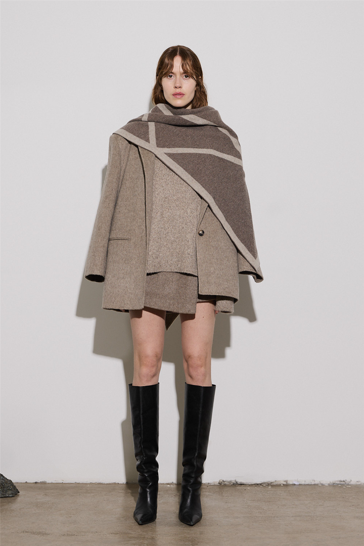 Triangle Scarf Beige/Light Beige