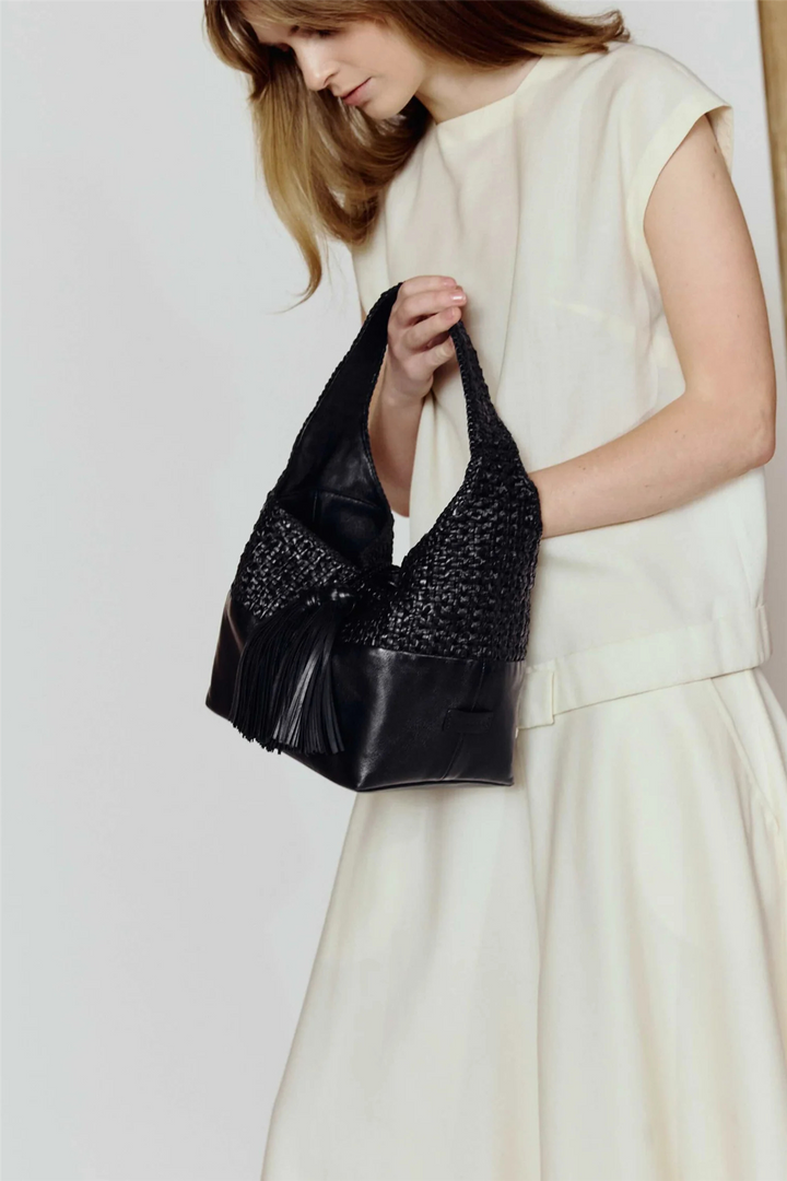 Iak mini Shoulder Bag Black