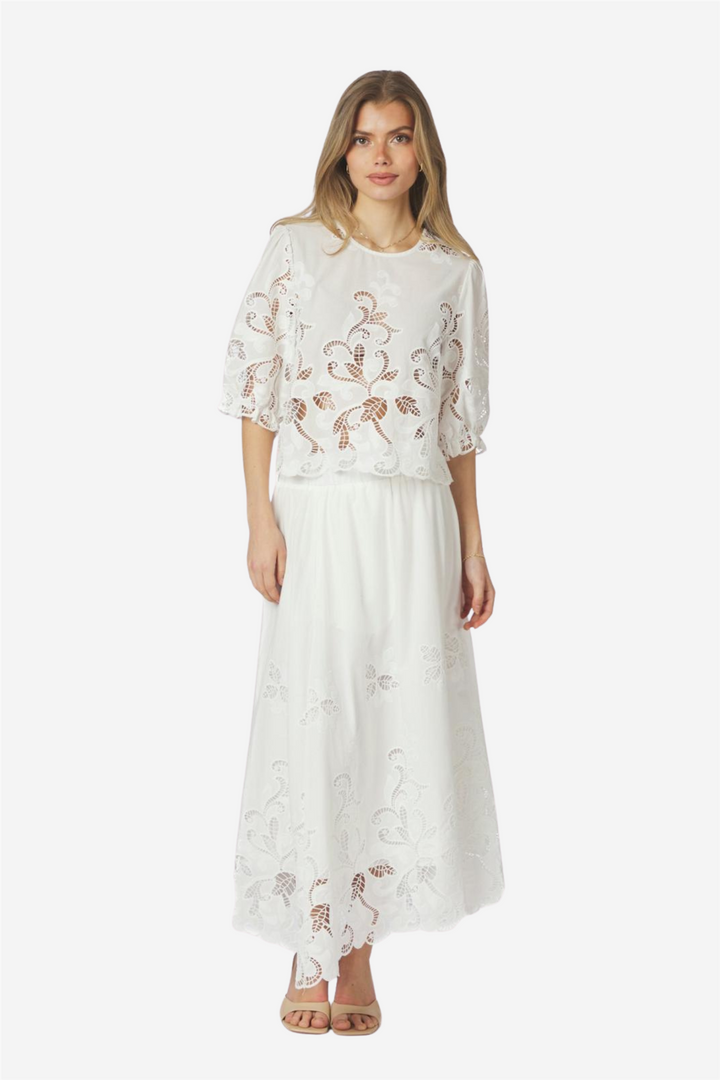 Fia Embroidery Blouse White