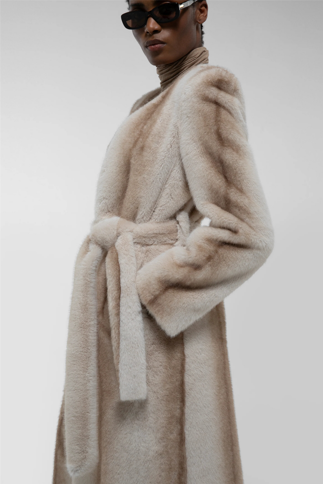 Olivia Creame Striped
