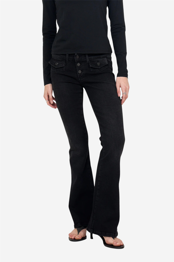 Yoko 22 Caspar Pitch Black Stone