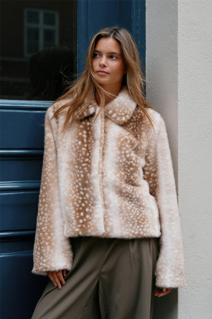 Camina Faux Fur Jacket Beige