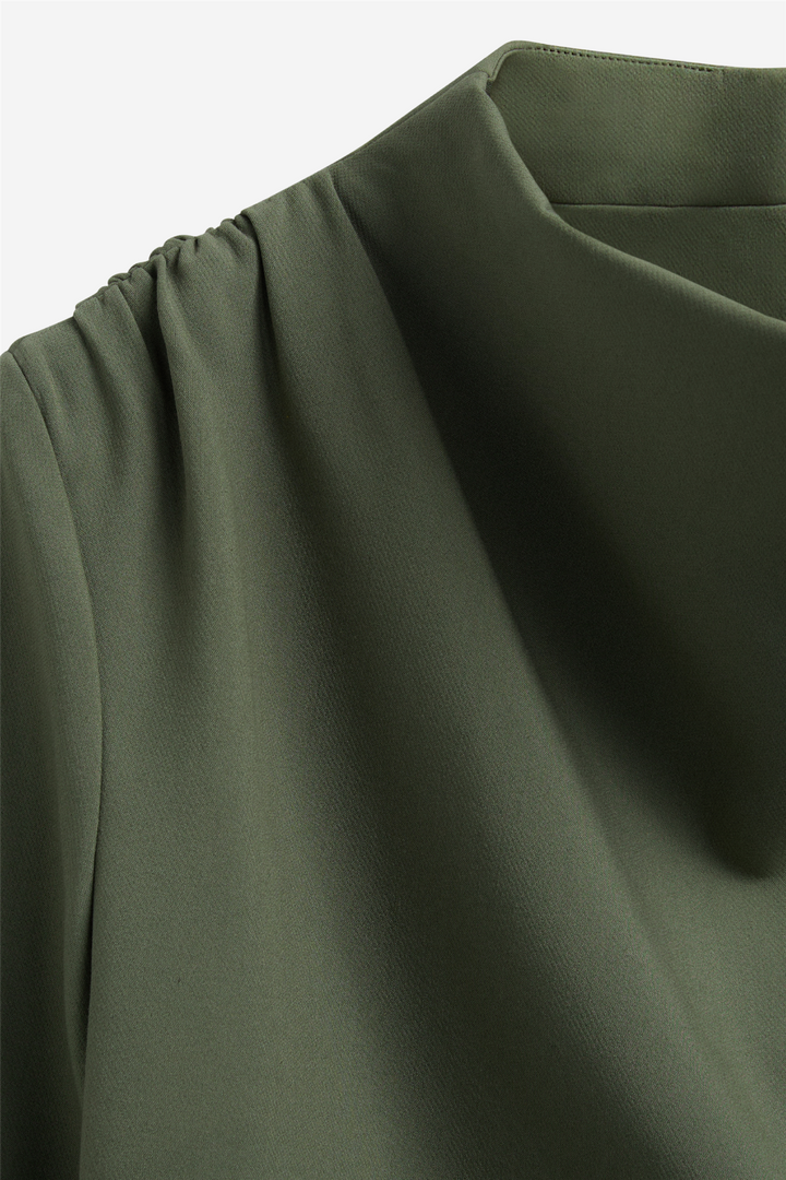 BEVERLY TOP OLIVE GREEN