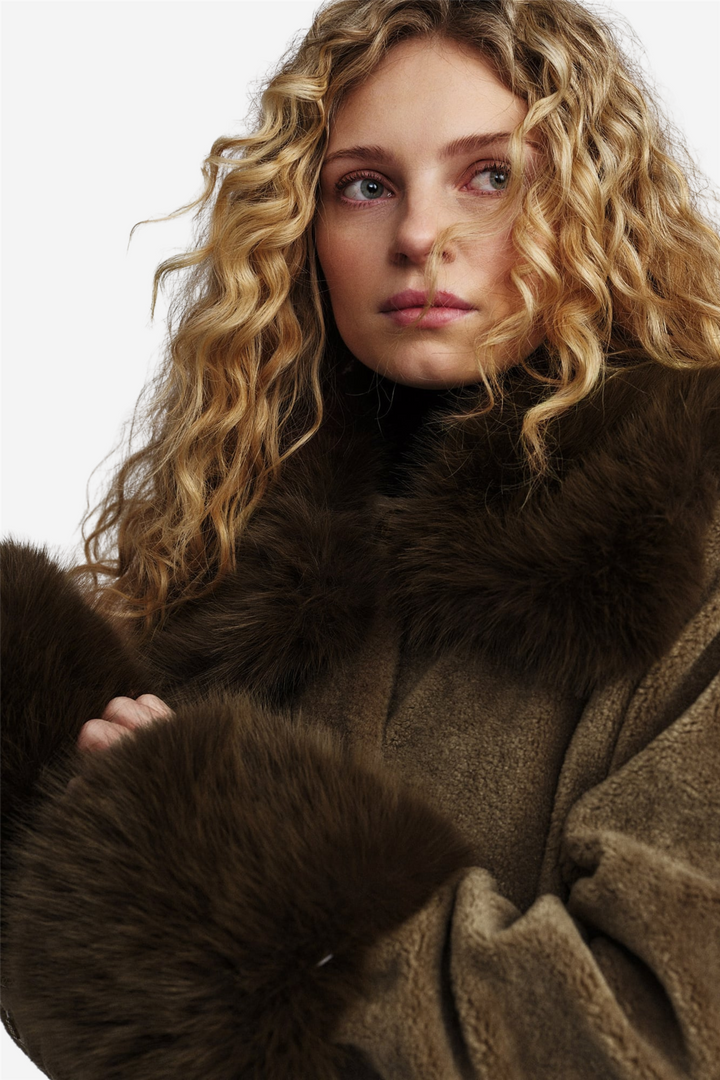 Miu Fake Fur Cuffs Brown