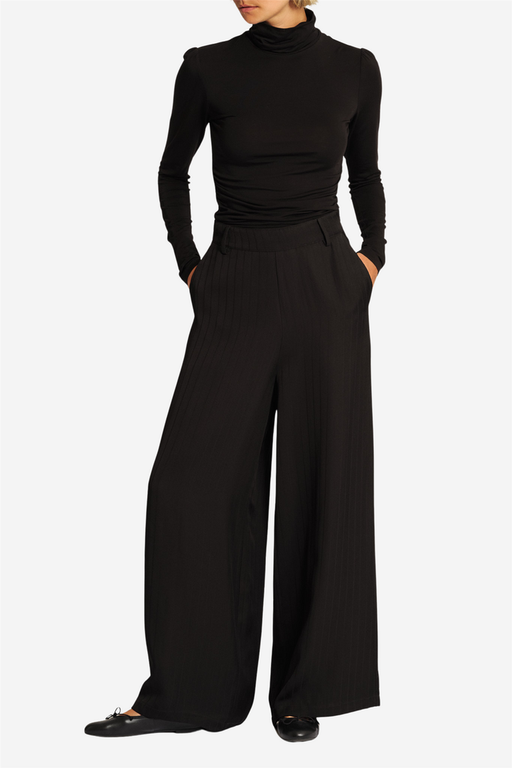 Jersey Turtleneck Black