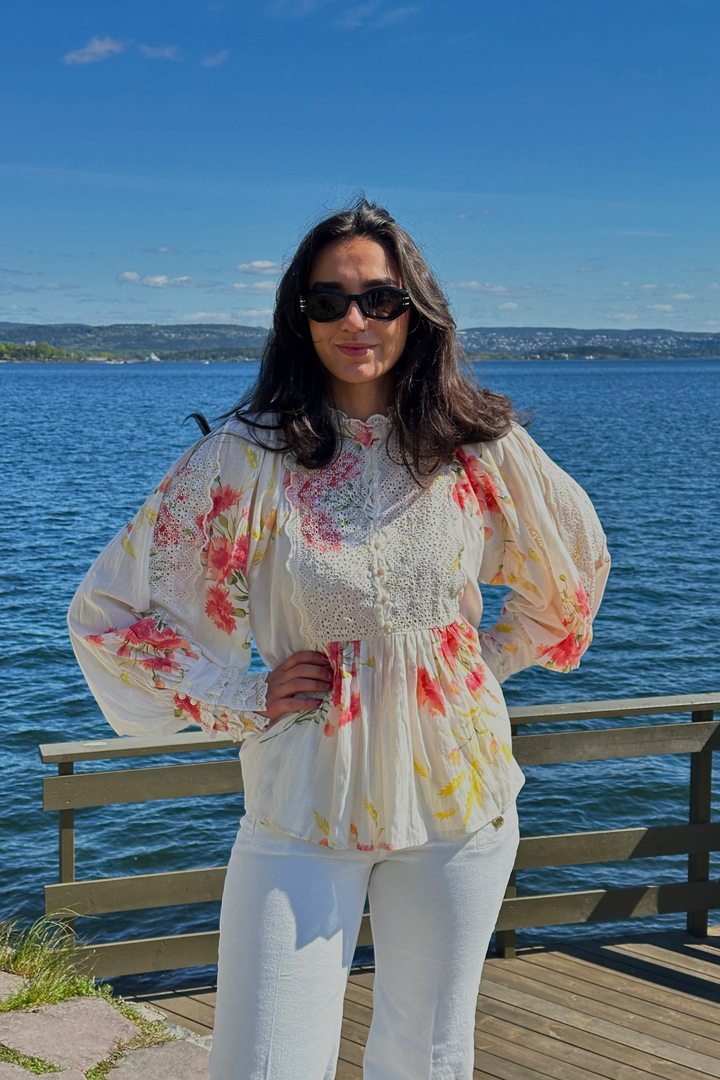 Cotton Slub Decorated Blouse Straw