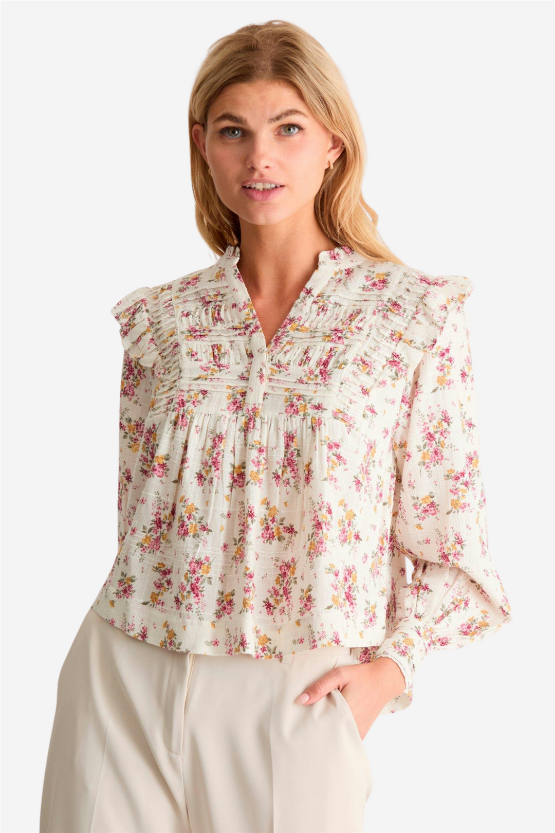Alicia Flower Oasis Bloouse Off White