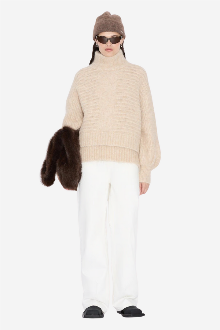 W Data Knit Sweater Ecru