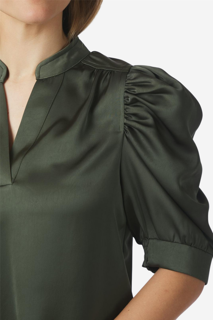 Roella Heavy Sateen Blouse Deep Green