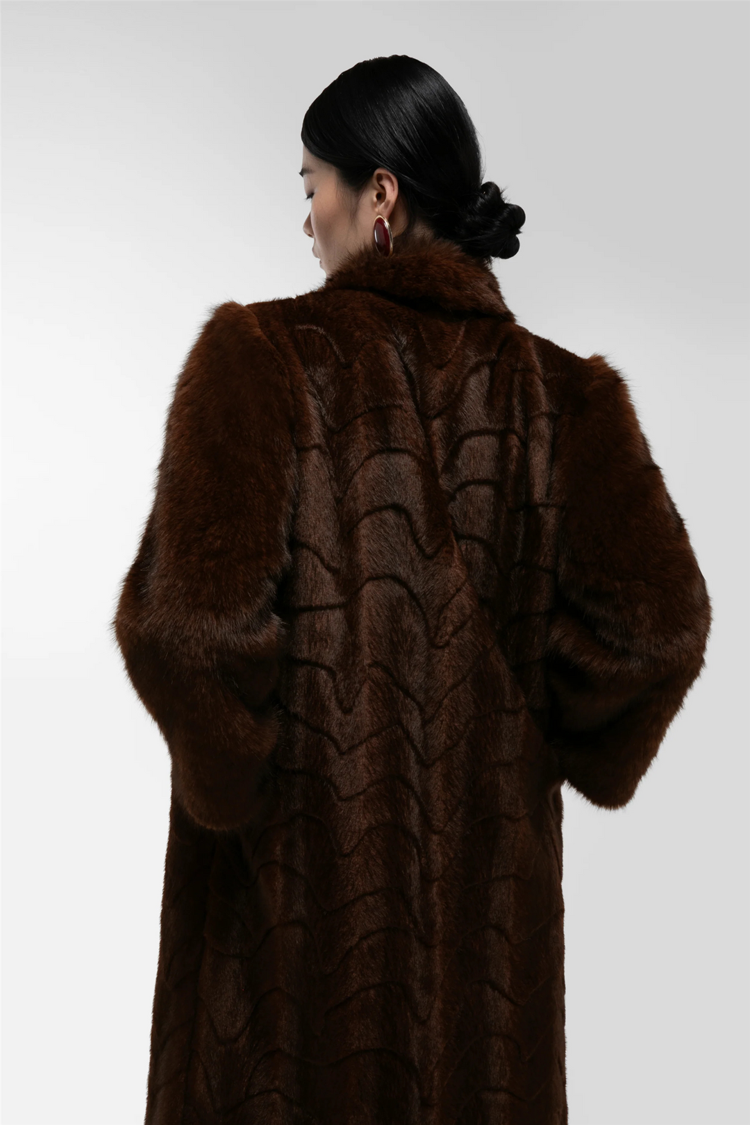 Betty Fur Coat Pine Cone