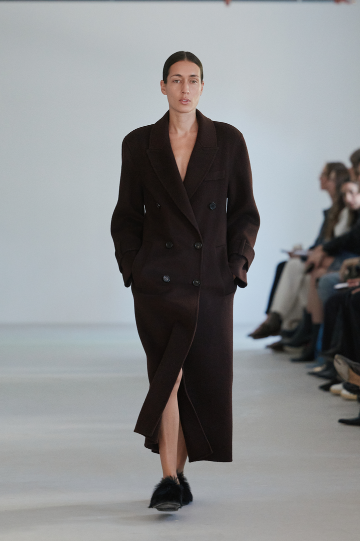 Saville Coat Mahogany