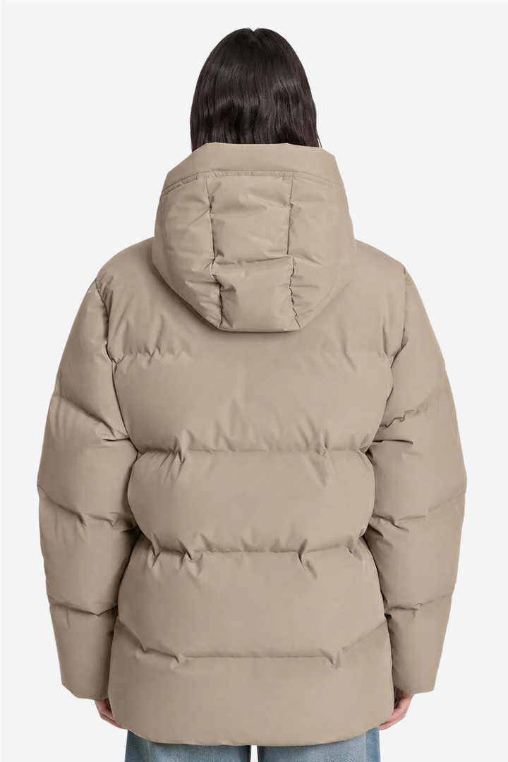 Besseggen Down Jacket Dk. Sand