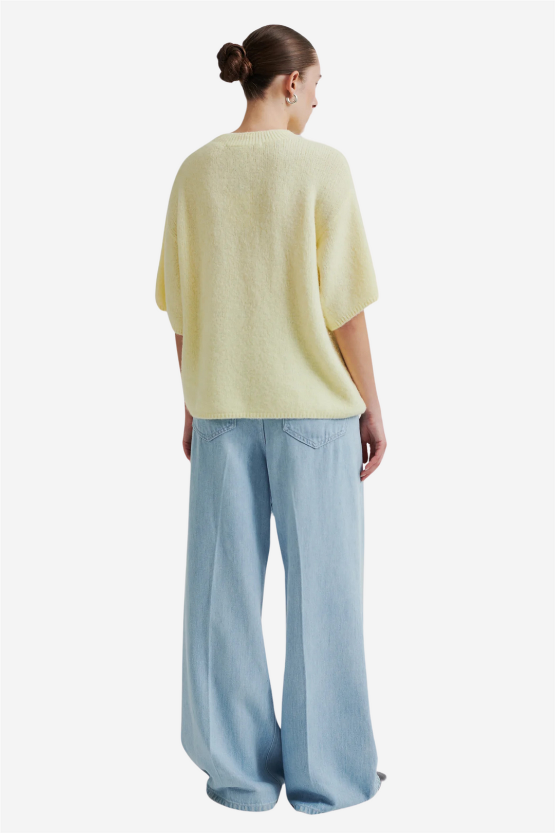 Wanda Knit O-Neck Anise Flower