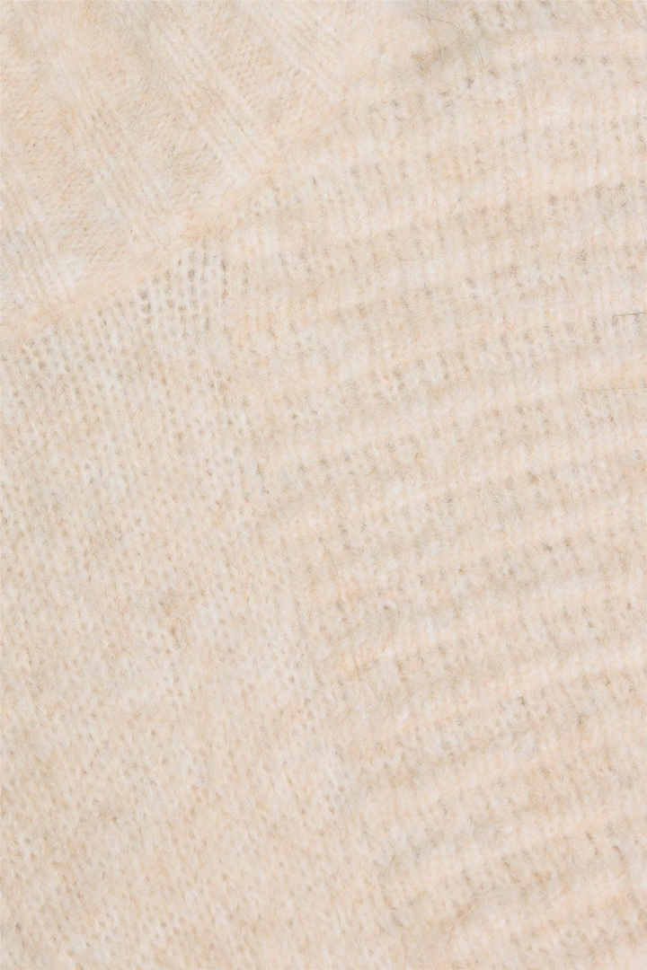 W Data Knit Sweater Ecru