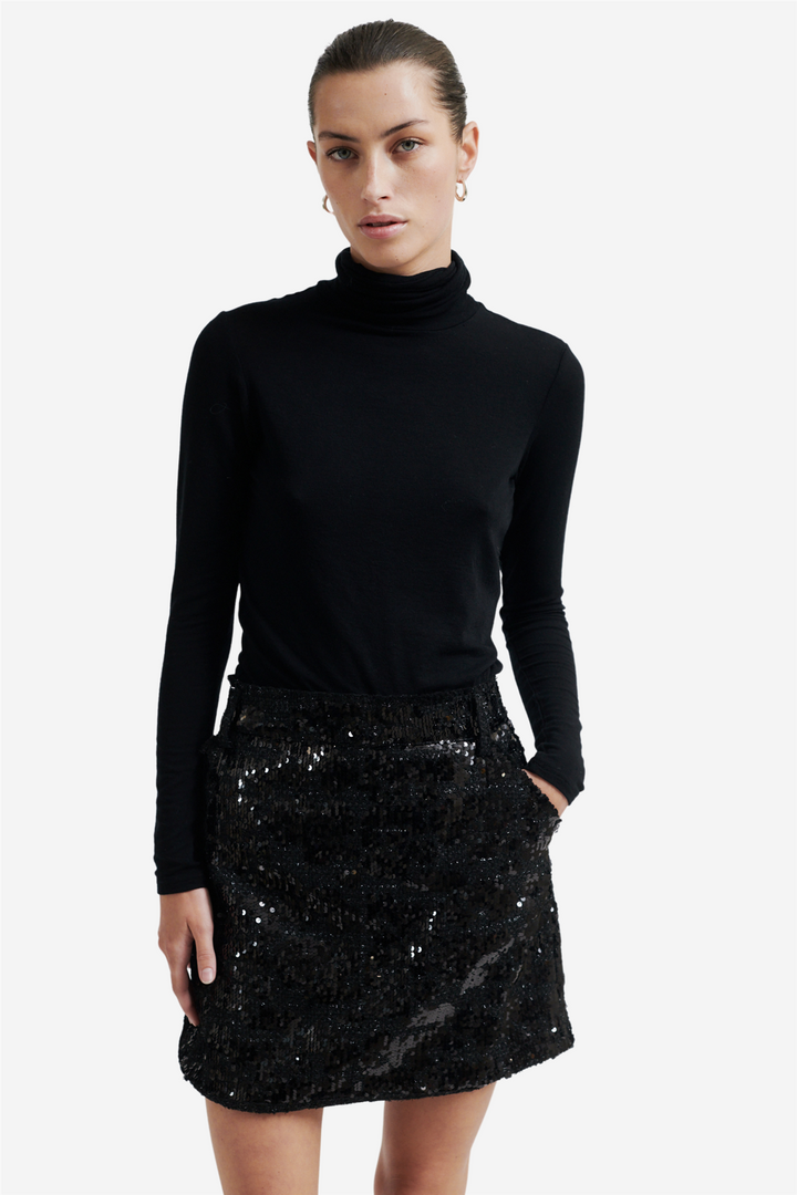 Flakes Skirt Black
