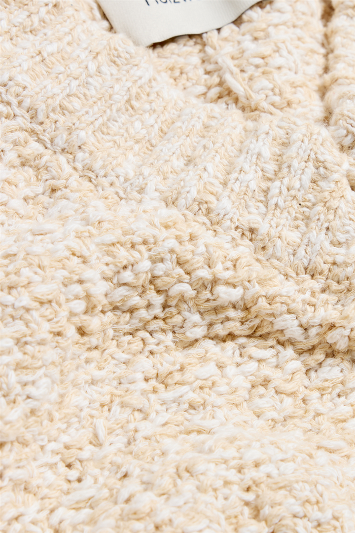 Resort Cropped V-Neck Sand Mix