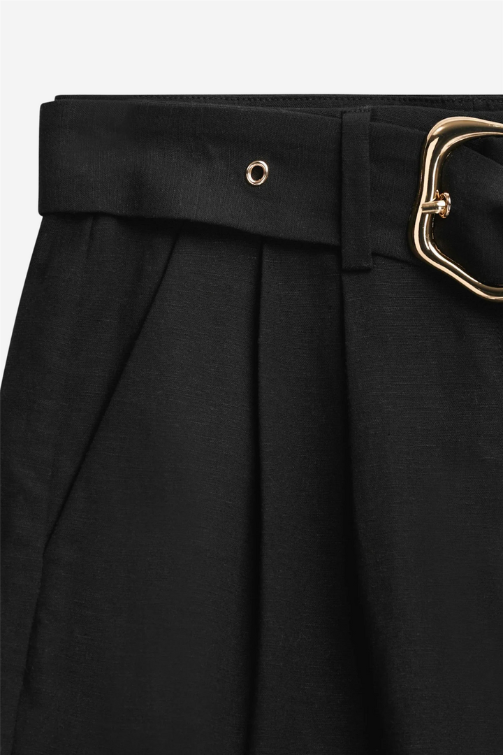 Zephyr Linen Shorts Black