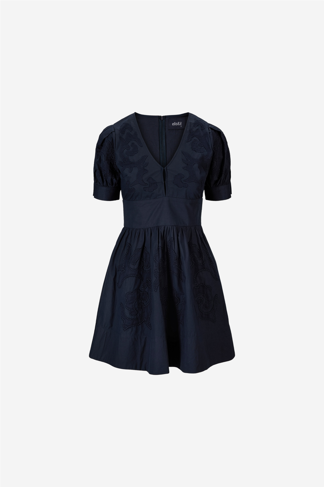 Zenda Embroidery Dress Salute