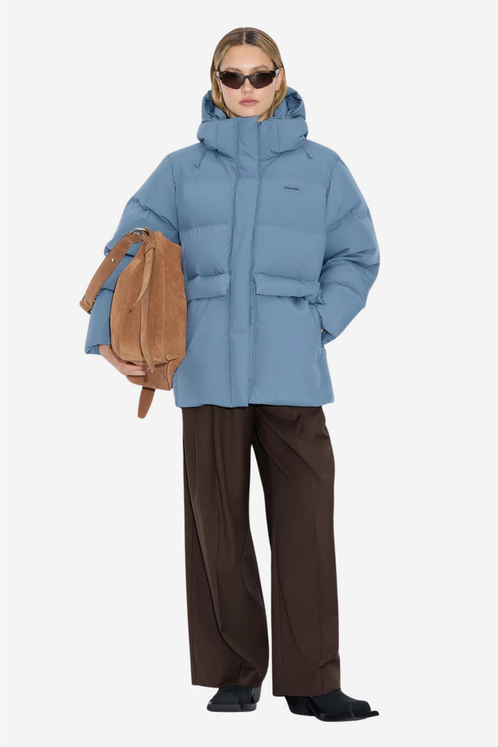 Besseggen Down Jacket Blue Aqua