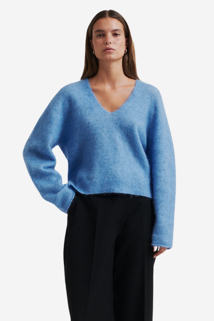 Camryn Knit V-Neck Marina