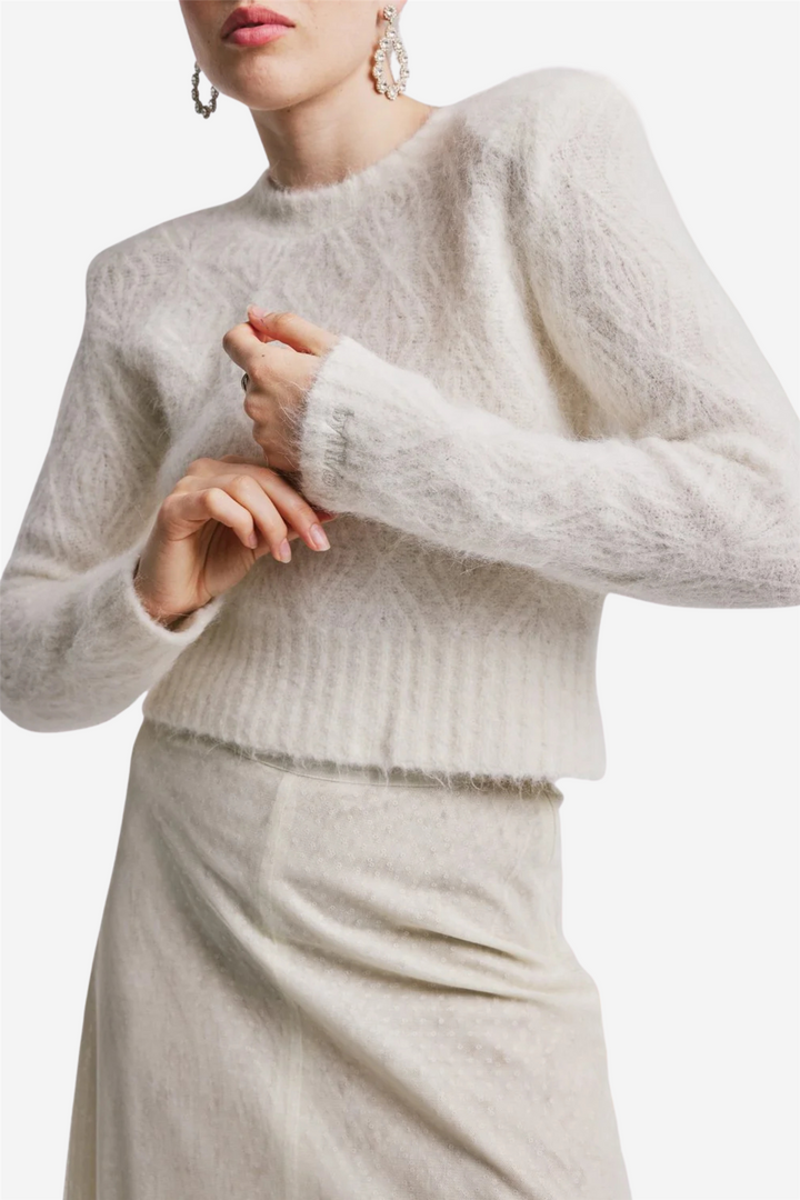 Alpaca Top Off White