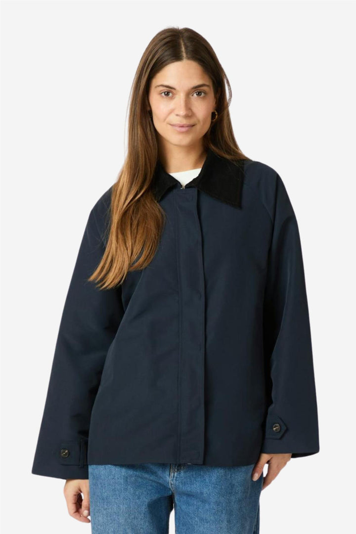 Gatbi Clean Jacket Navy