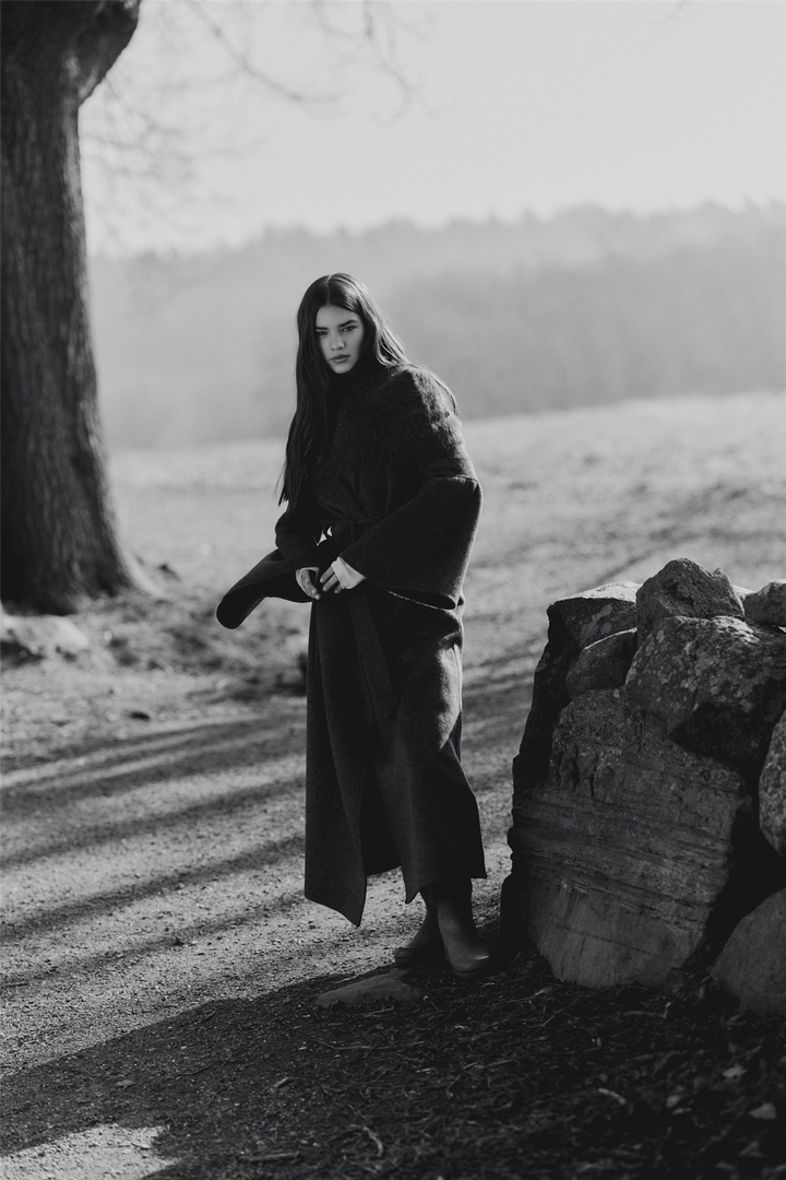 Juli Coat Black