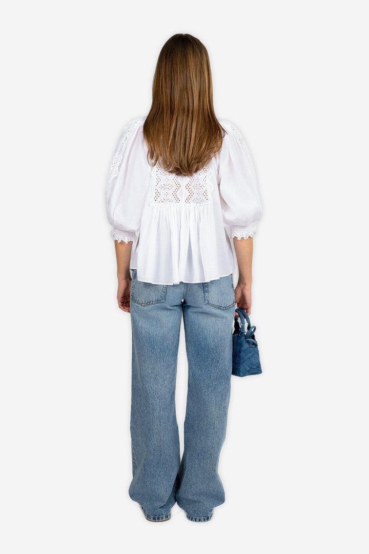 by TiMo Bluser &amp; Skjorter Cotton Slub Embroidery Blouse Perfect White
